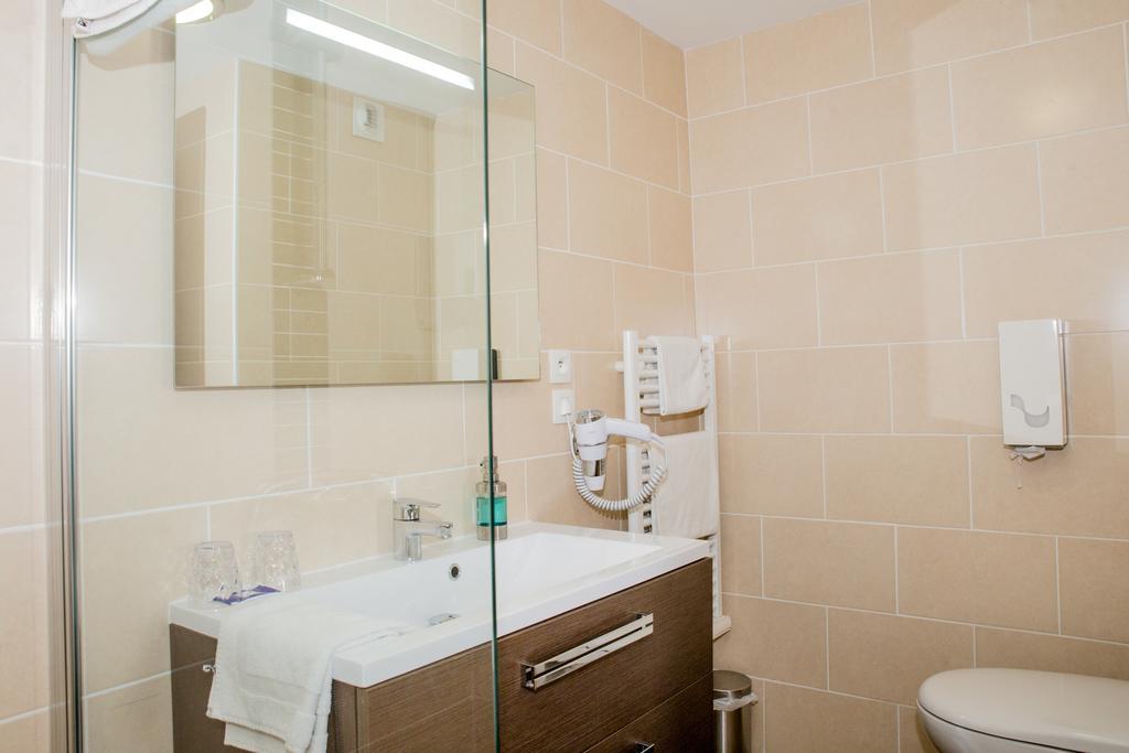 Annexe Hotel De La Gare Hendaye Luaran gambar